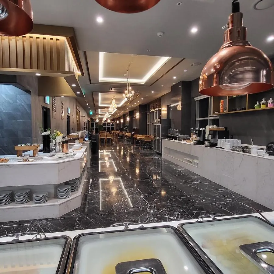 Layers Hotel Busan Hadan
